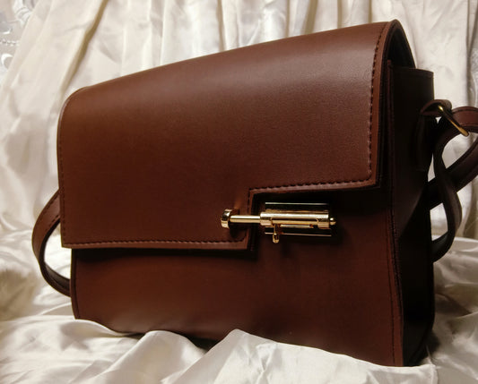 Latch Bag Brown
